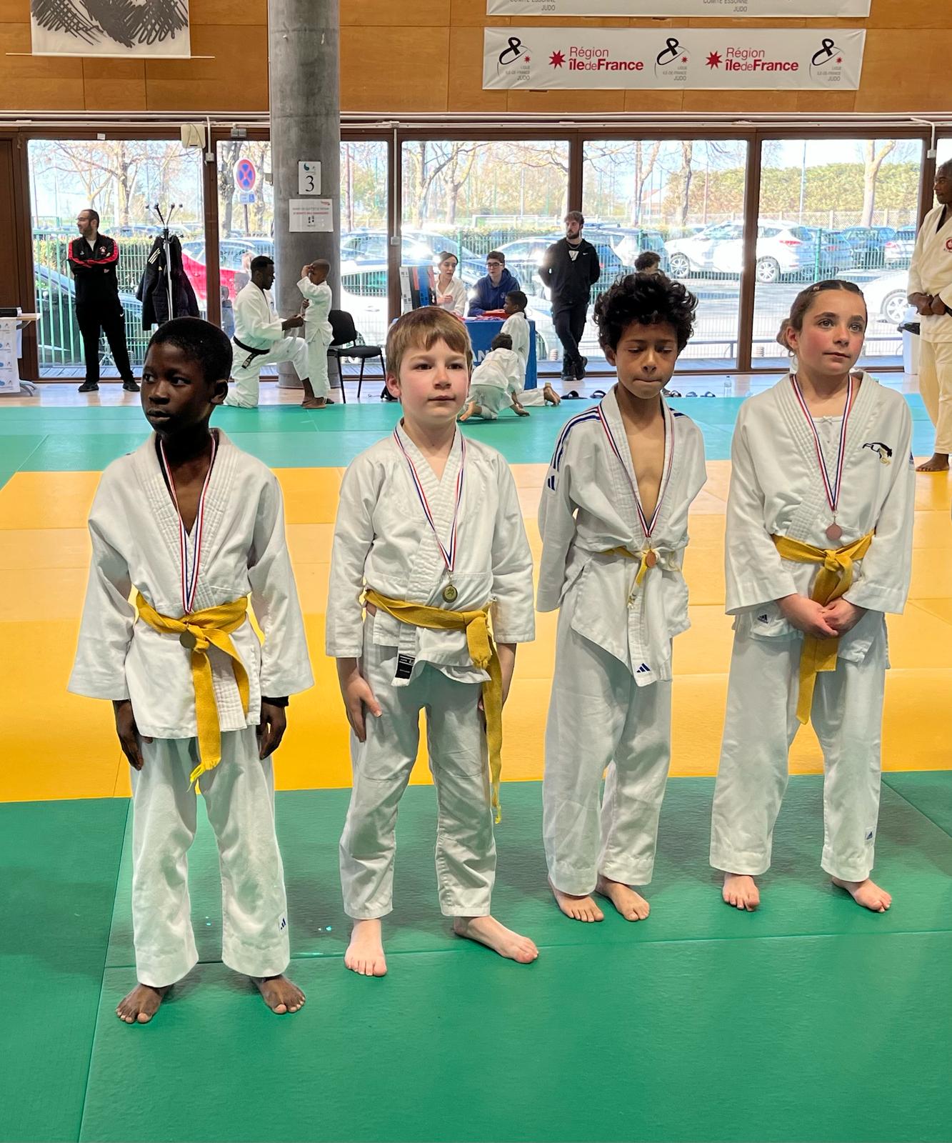20250329 equipe poussin 